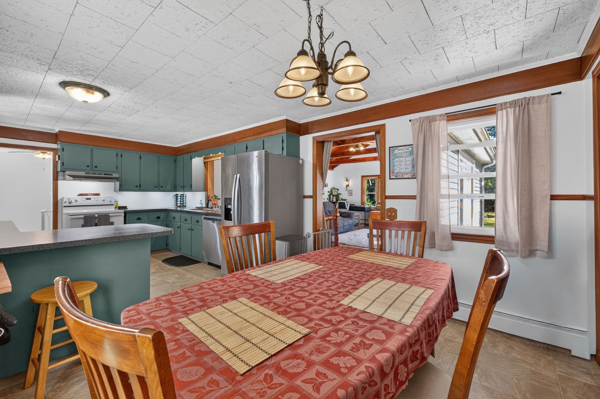 Multi Family at 17 Pearl St, Middleboro MA 02346, photo 18 of 42