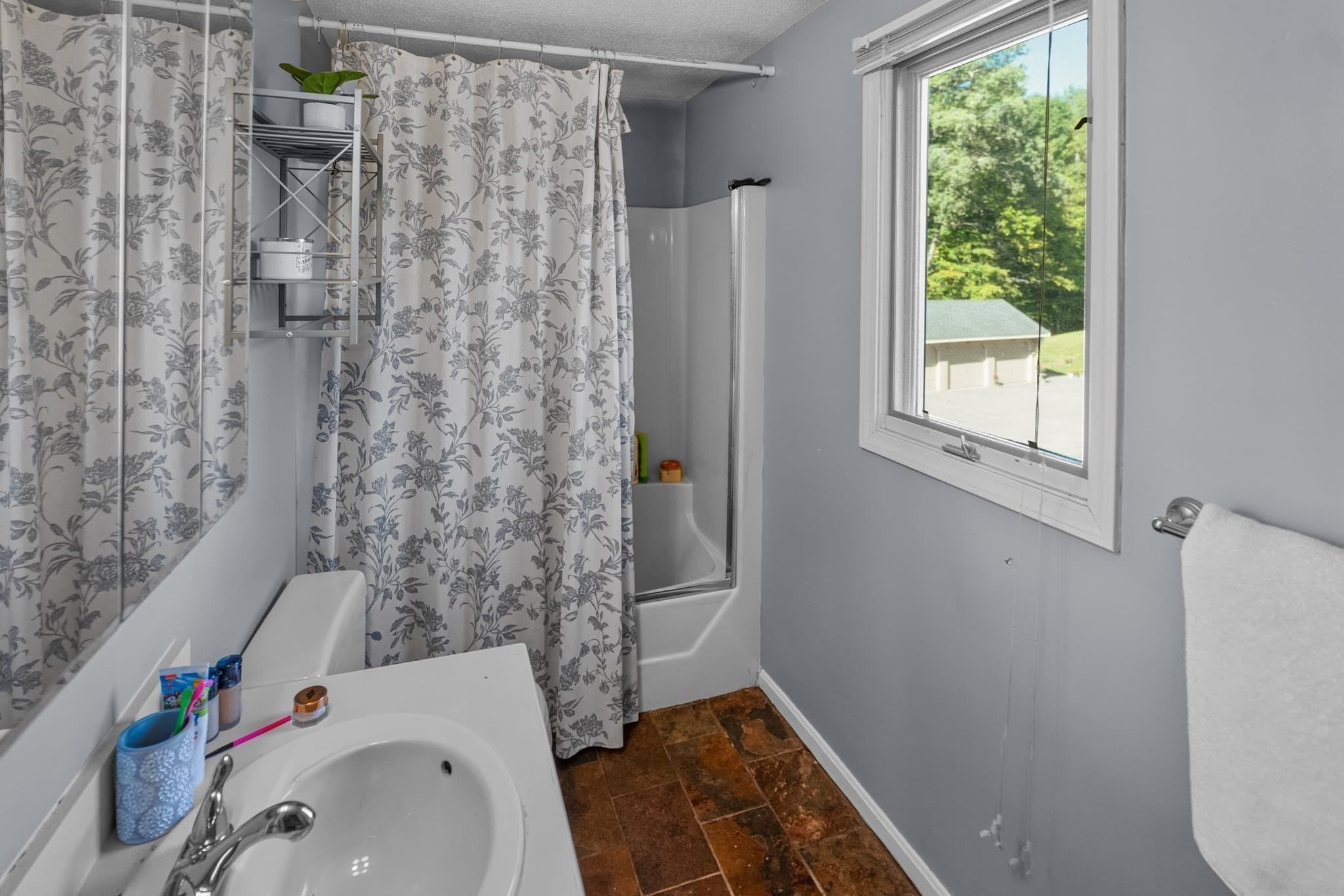 Condominium at 43 Brickett Hill Circle # 43, Haverhill MA 01830, Haverhill, photo 8 of 13