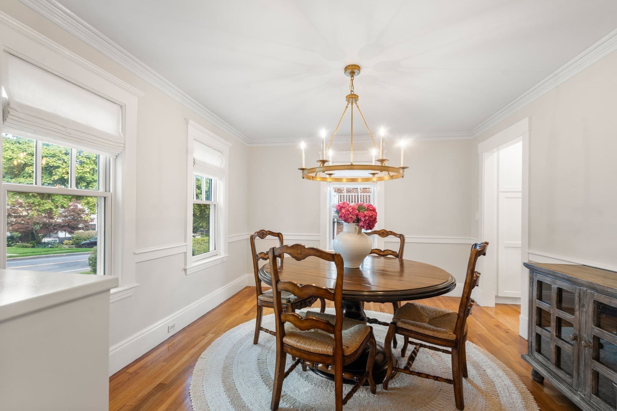 Single Family Residence at 164 Common St, Belmont MA 02478, Belmont, photo 6 of 20