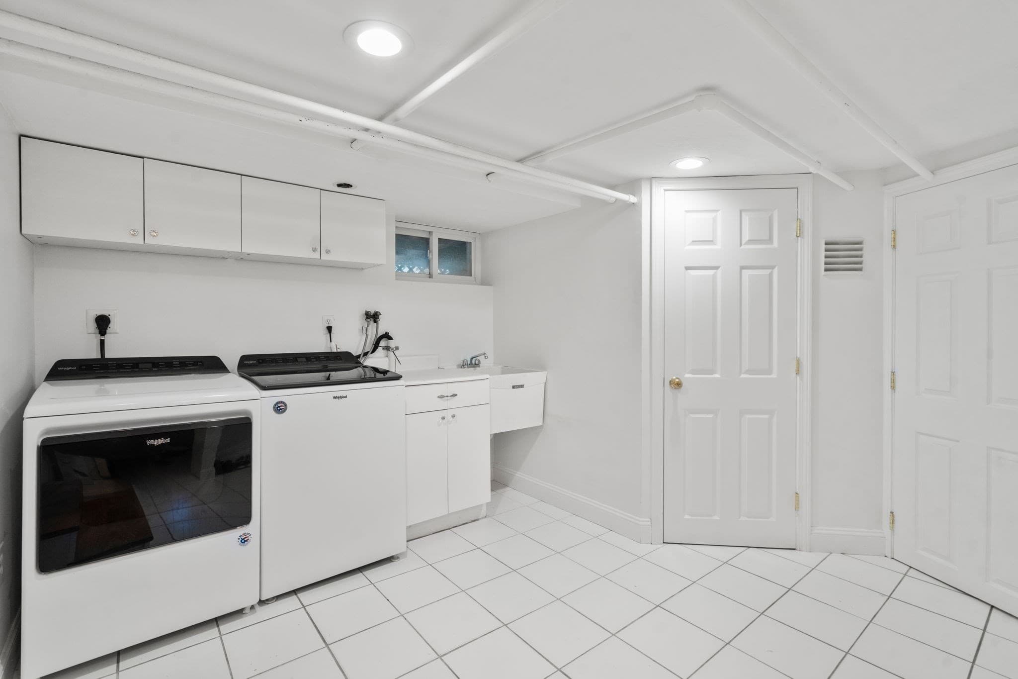 Single Family Residence at 164 Common St, Belmont MA 02478, Belmont, photo 17 of 20
