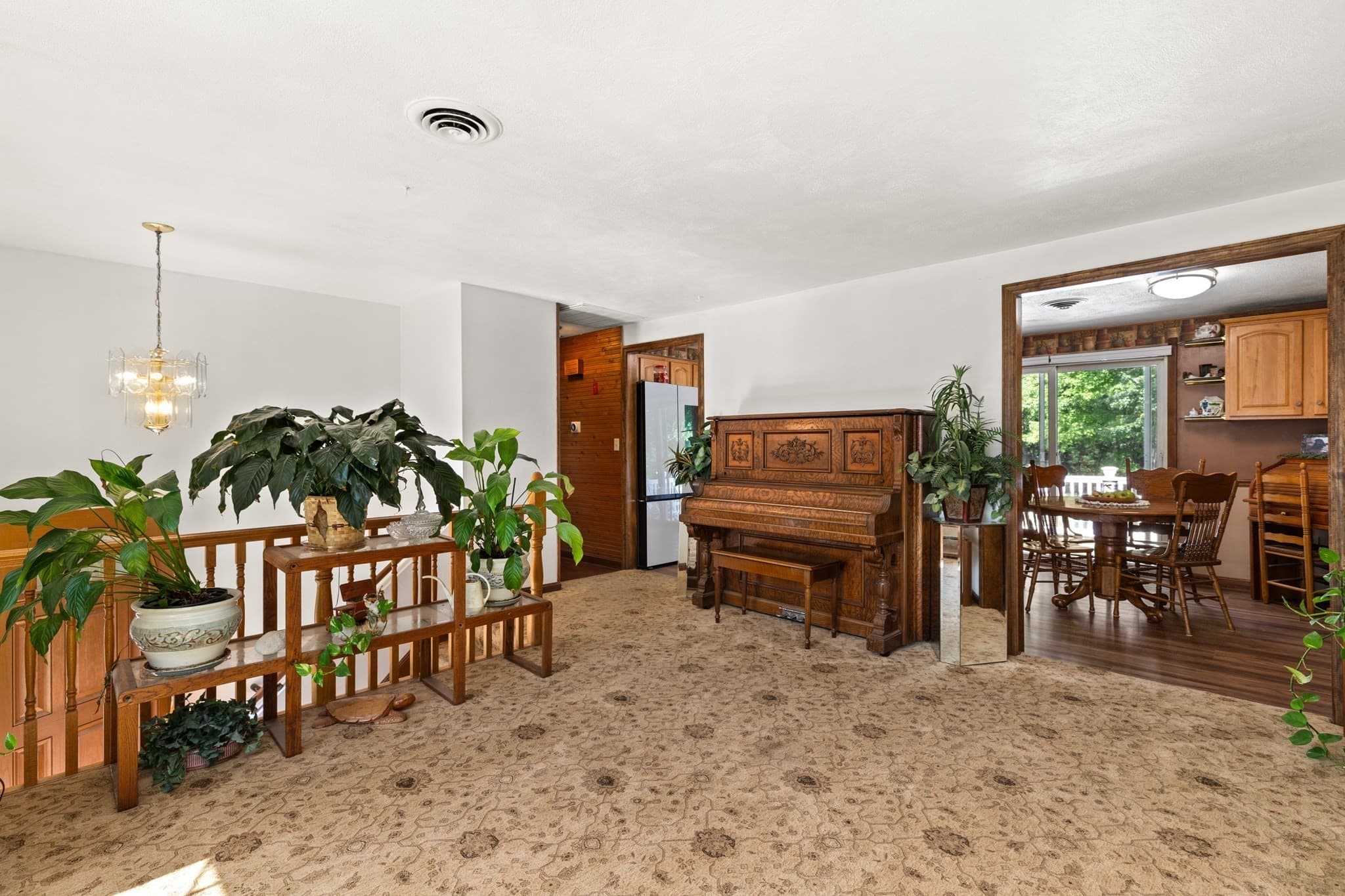 Single Family Residence at 195 Cordaville Rd, Ashland MA 01721, Ashland, photo 6 of 31