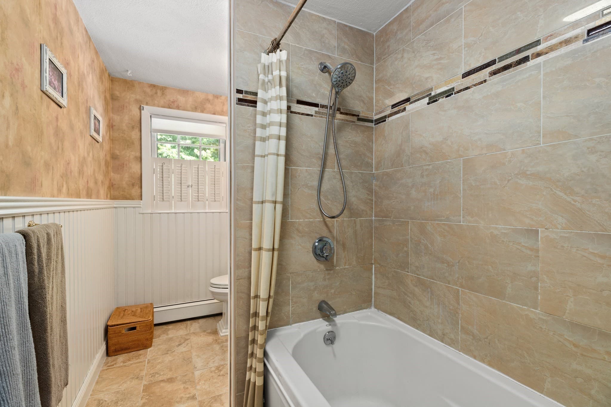 Single Family Residence at 195 Cordaville Rd, Ashland MA 01721, Ashland, photo 17 of 31