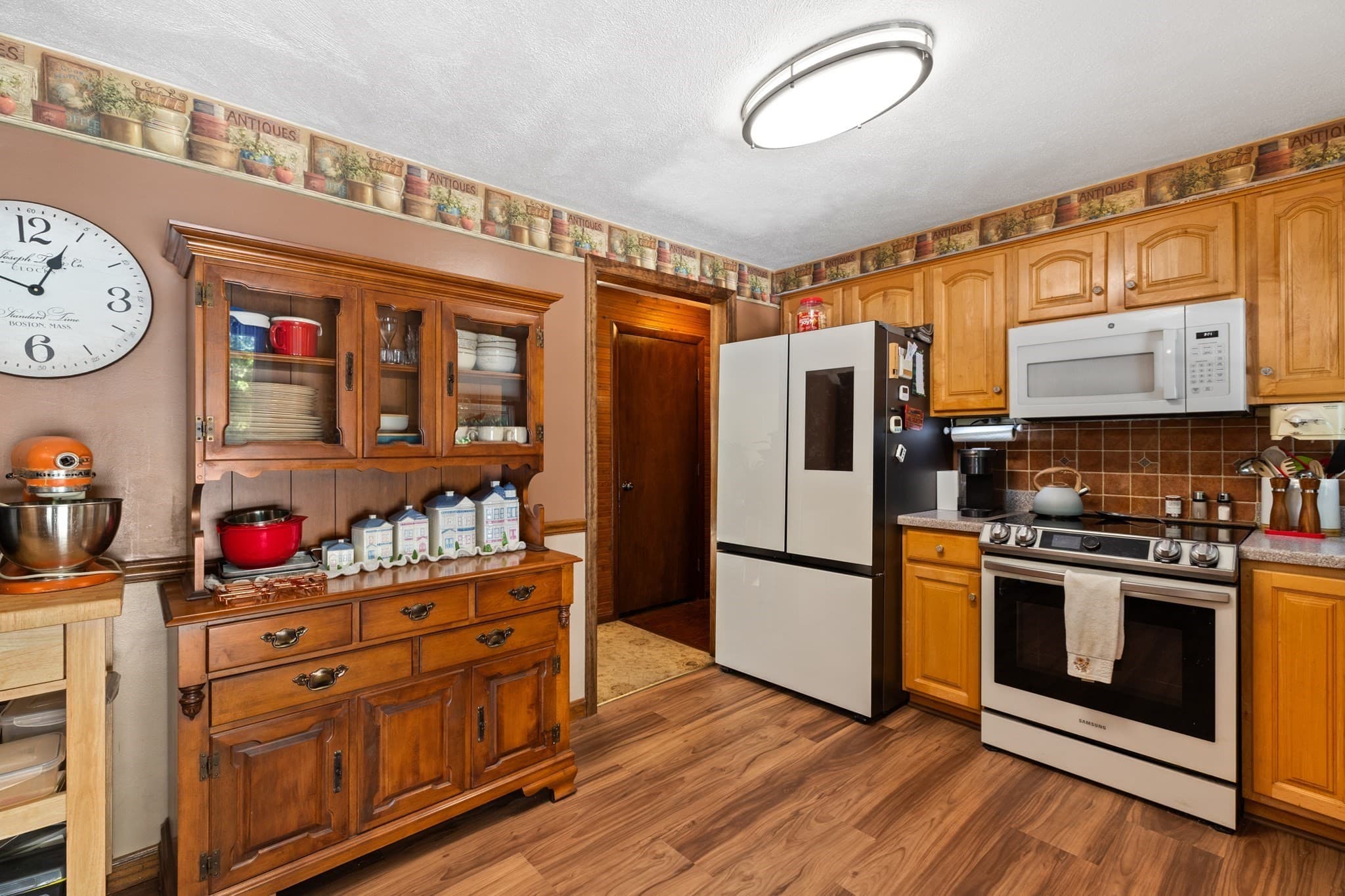 Single Family Residence at 195 Cordaville Rd, Ashland MA 01721, Ashland, photo 9 of 31