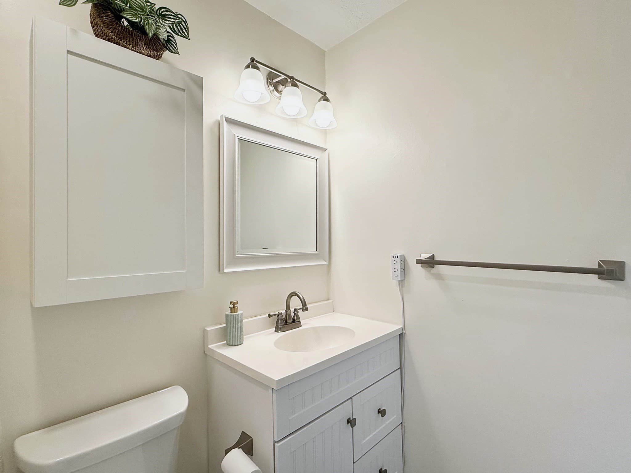 Condominium at 101 Waite St # B4, Malden MA 02148, Malden, photo 17 of 22