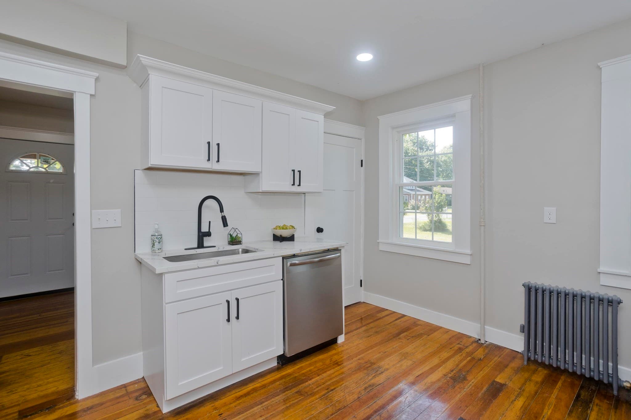 Single Family Residence at 7 Lawndale Street, Easthampton MA 01027, Easthampton, photo 16 of 39