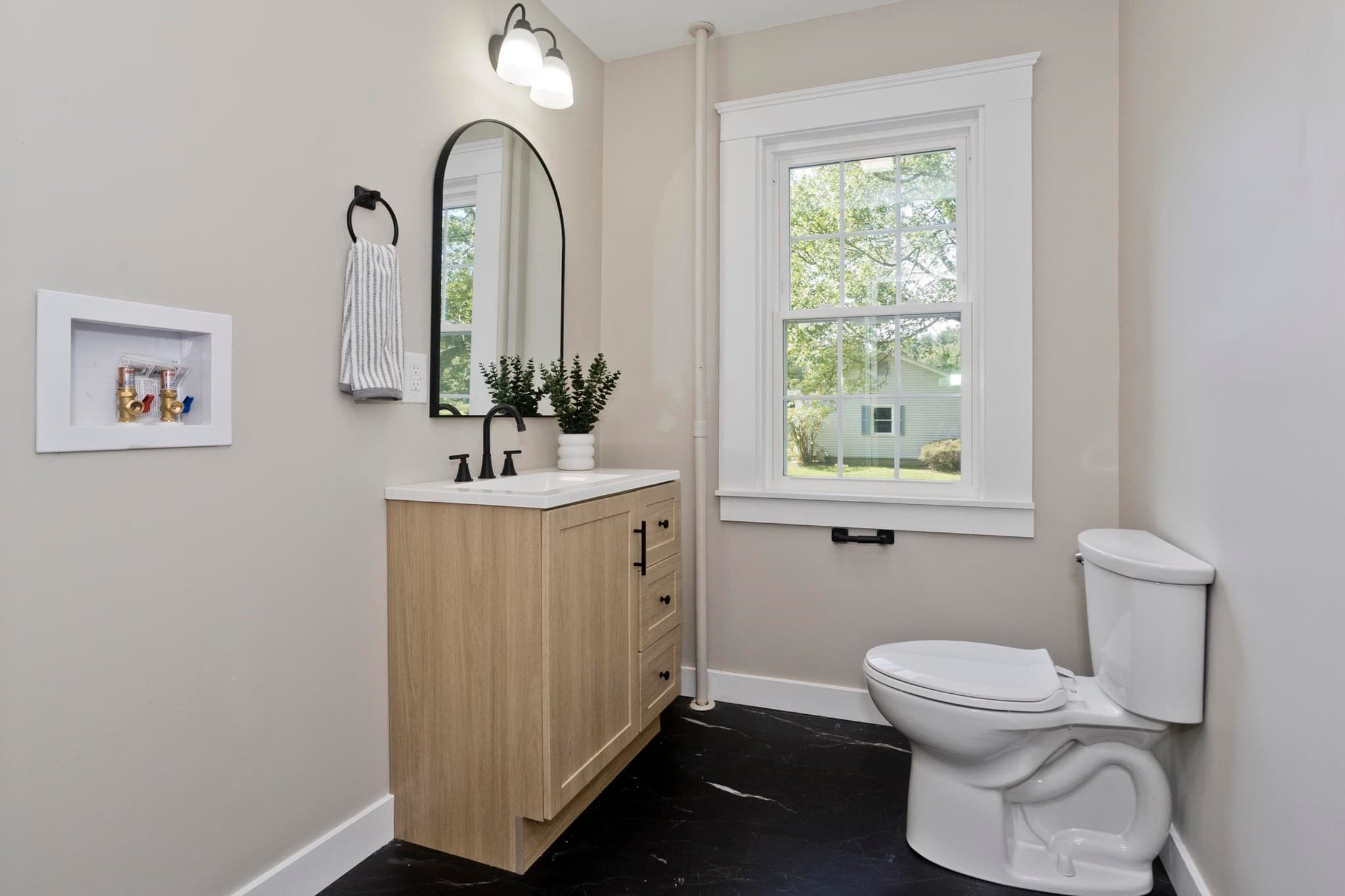 Single Family Residence at 7 Lawndale Street, Easthampton MA 01027, Easthampton, photo 22 of 39