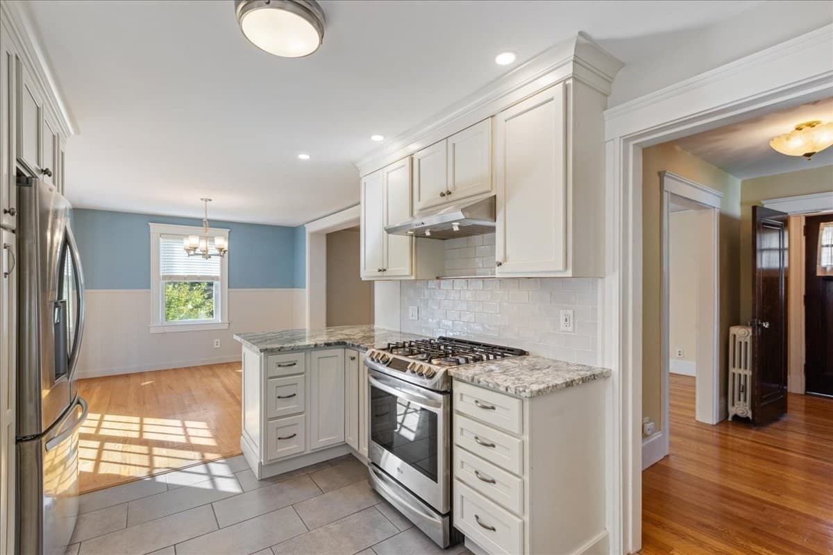 Single Family Residence at 2 Houston Avenue, Methuen MA 01844, Methuen, photo 7 of 40