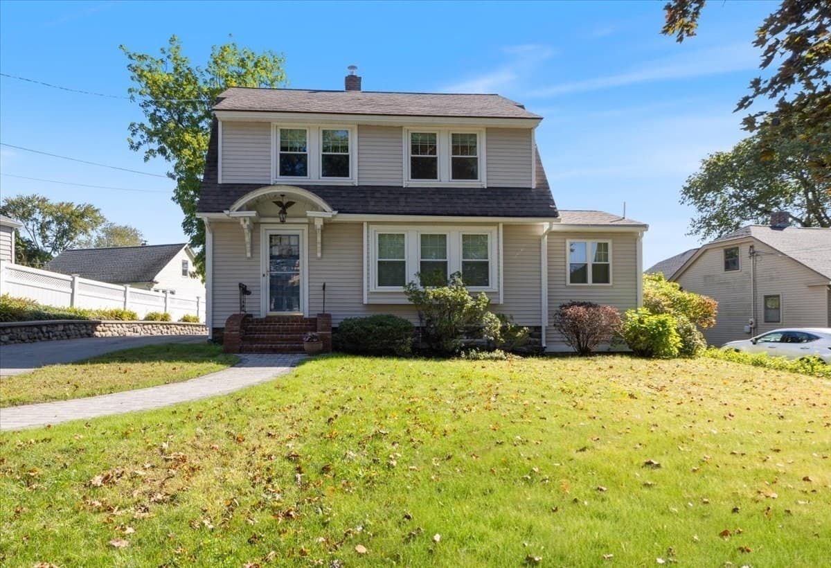 Single Family Residence at 2 Houston Avenue, Methuen MA 01844, Methuen, photo 3 of 40