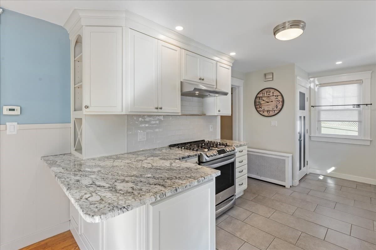 Single Family Residence at 2 Houston Avenue, Methuen MA 01844, Methuen, photo 9 of 40