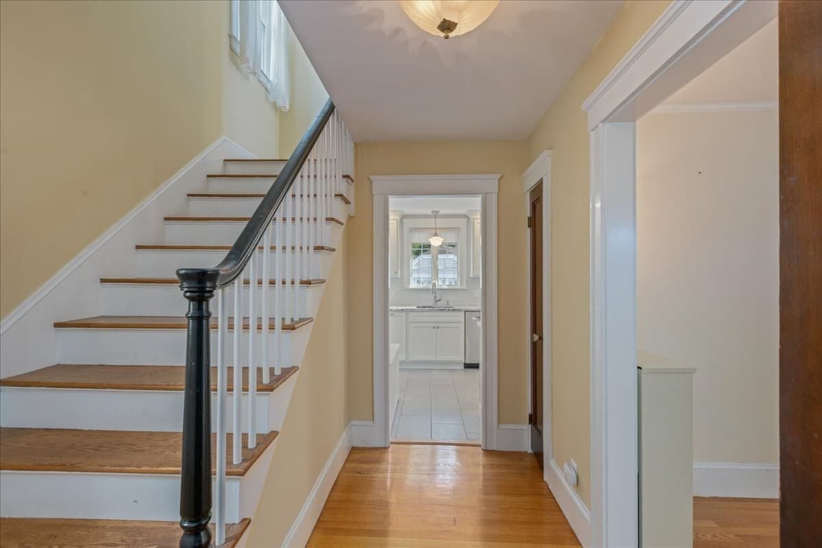 Single Family Residence at 2 Houston Avenue, Methuen MA 01844, Methuen, photo 4 of 40