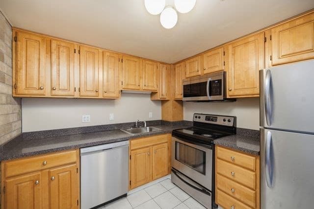 Condominium at 175 Quincy Shore Dr # B61, Quincy MA 02171, Quincy, photo 6 of 27