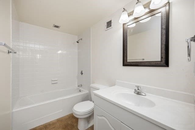 Condominium at 175 Quincy Shore Dr # B61, Quincy MA 02171, Quincy, photo 13 of 27