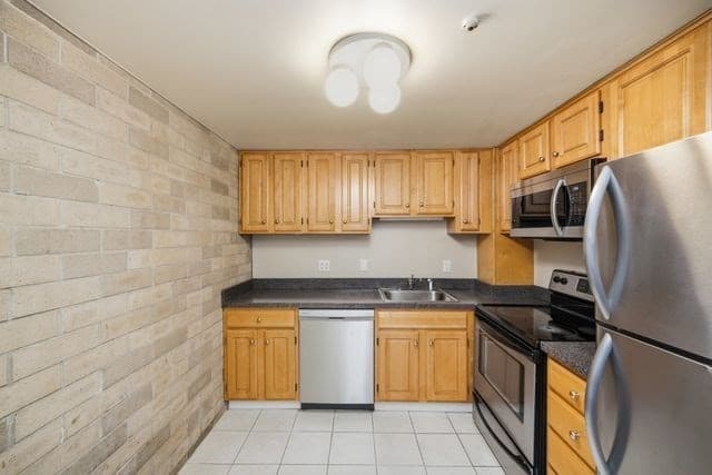 Condominium at 175 Quincy Shore Dr # B61, Quincy MA 02171, Quincy, photo 7 of 27
