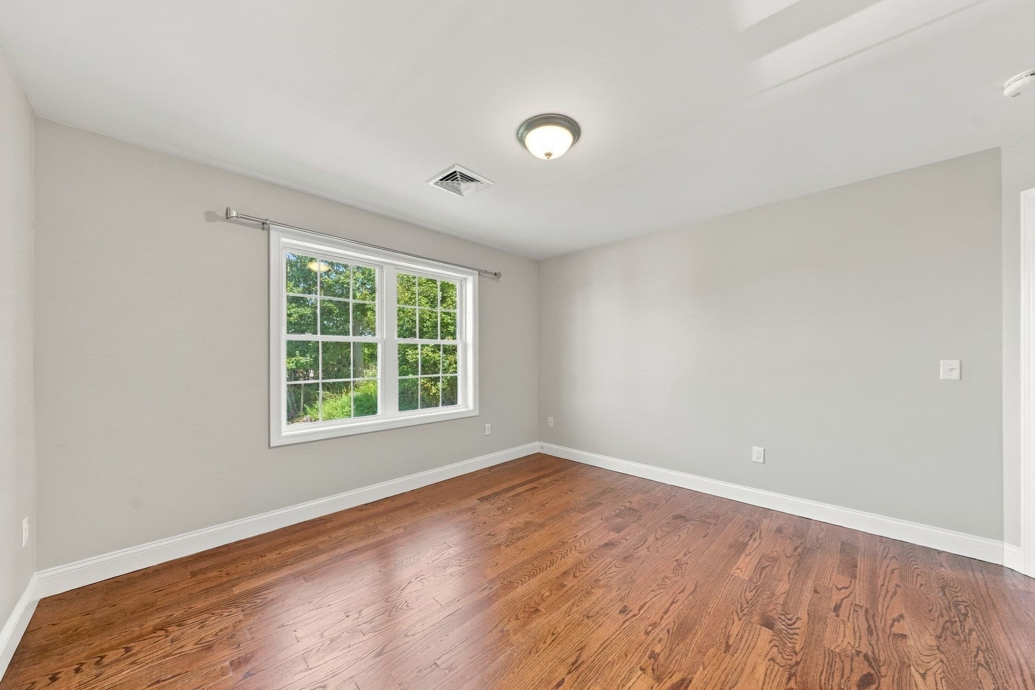 Single Family Residence at 774 Hicks St, Fall River MA 02724, Fall River, photo 27 of 35