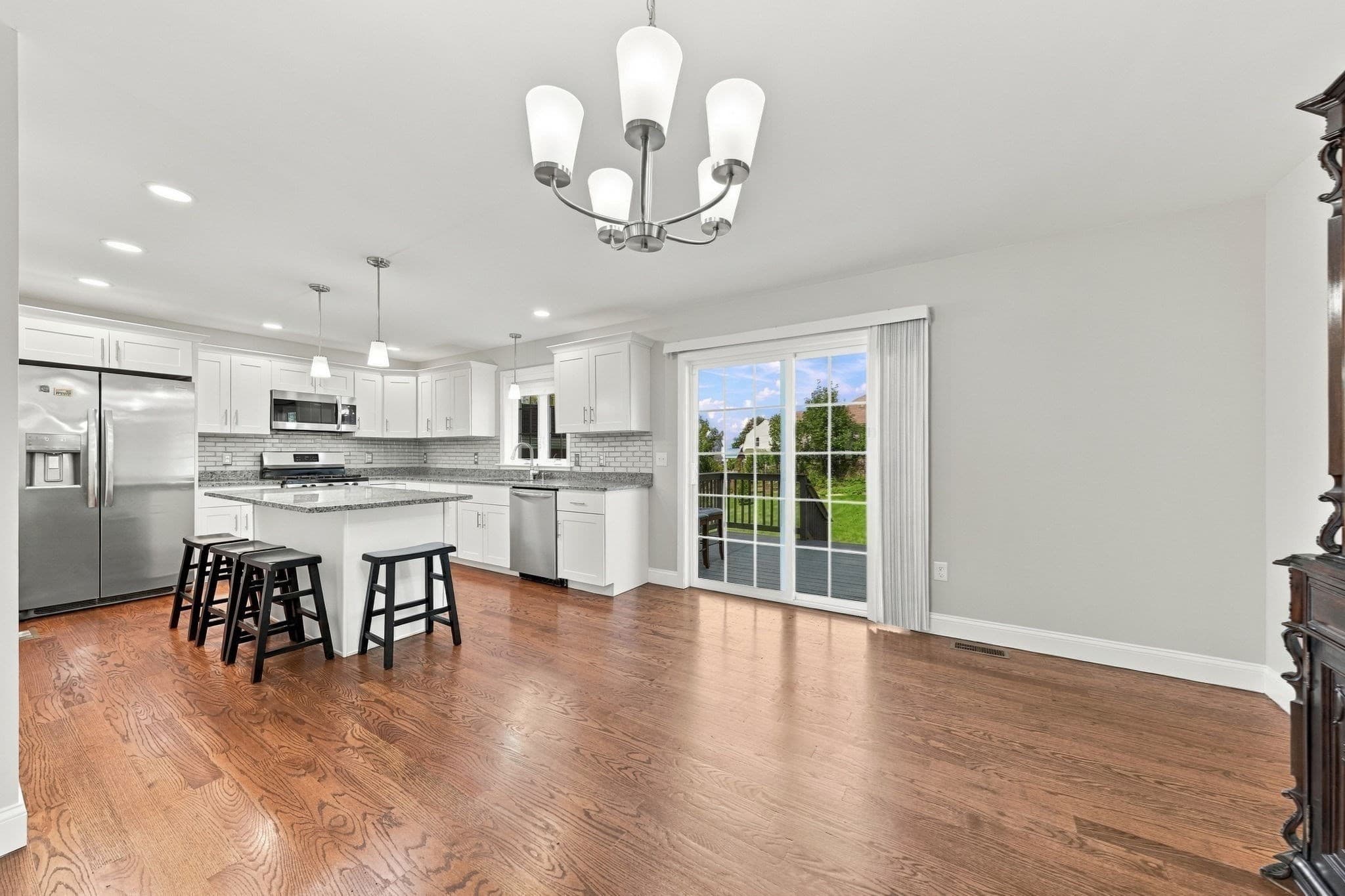 Single Family Residence at 774 Hicks St, Fall River MA 02724, Fall River, photo 10 of 35