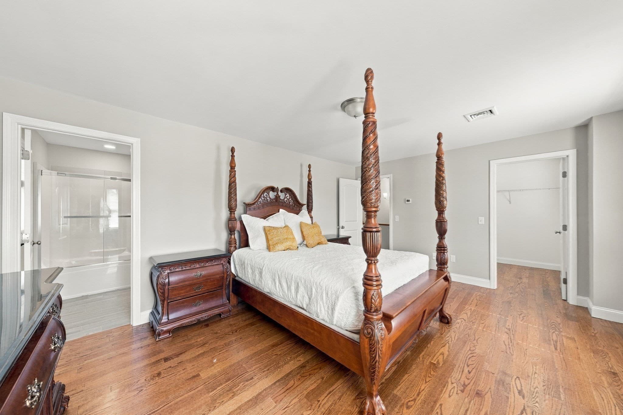 Single Family Residence at 774 Hicks St, Fall River MA 02724, Fall River, photo 19 of 35