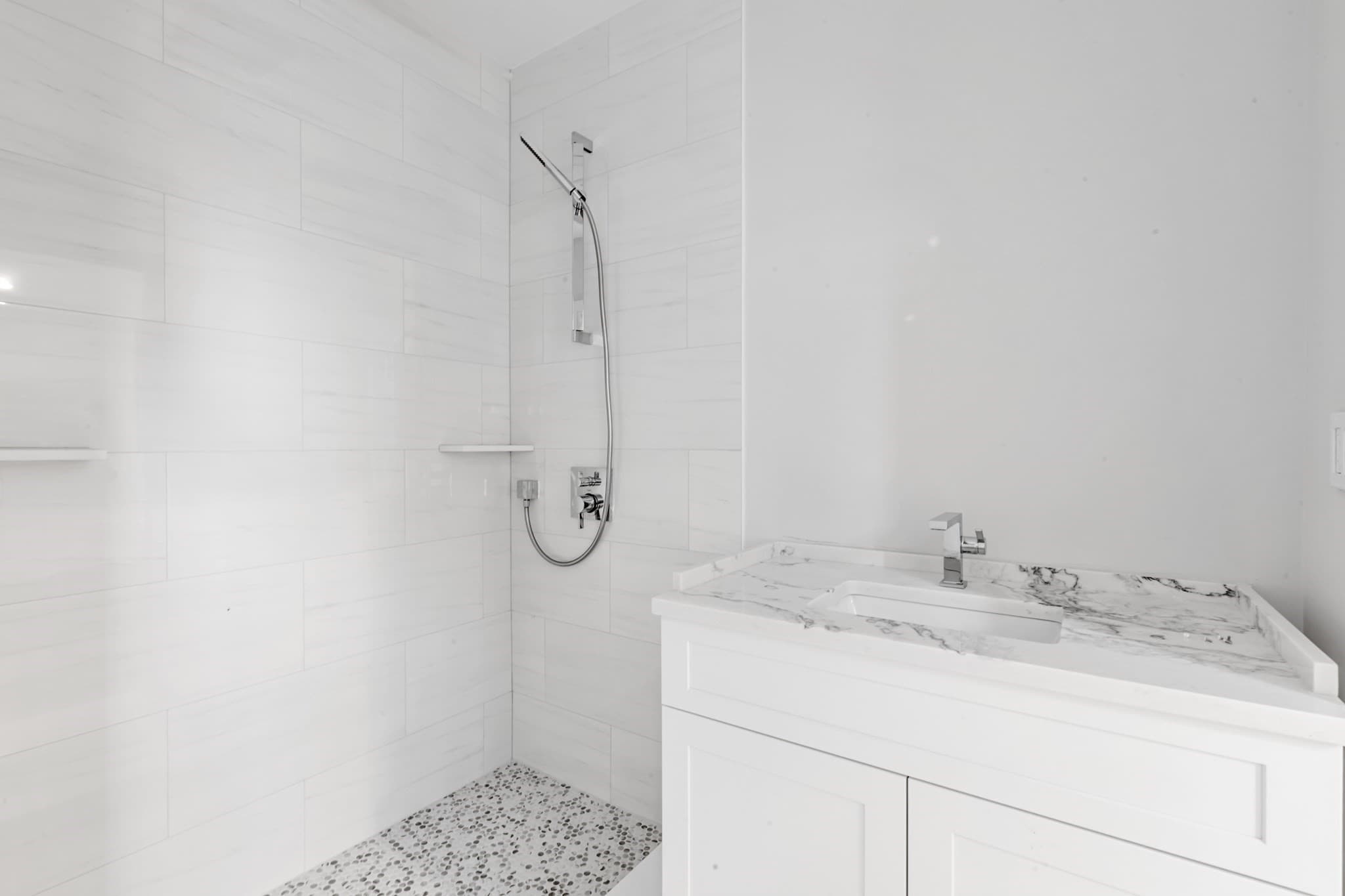Condominium at 199 Havre St # 6, Boston MA 02128, Boston, photo 8 of 17