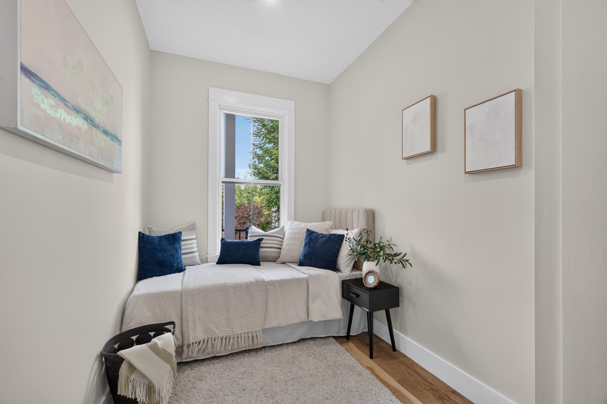 Condominium at 19 Thomas Park # 1, Boston MA 02127, Boston, photo 24 of 39