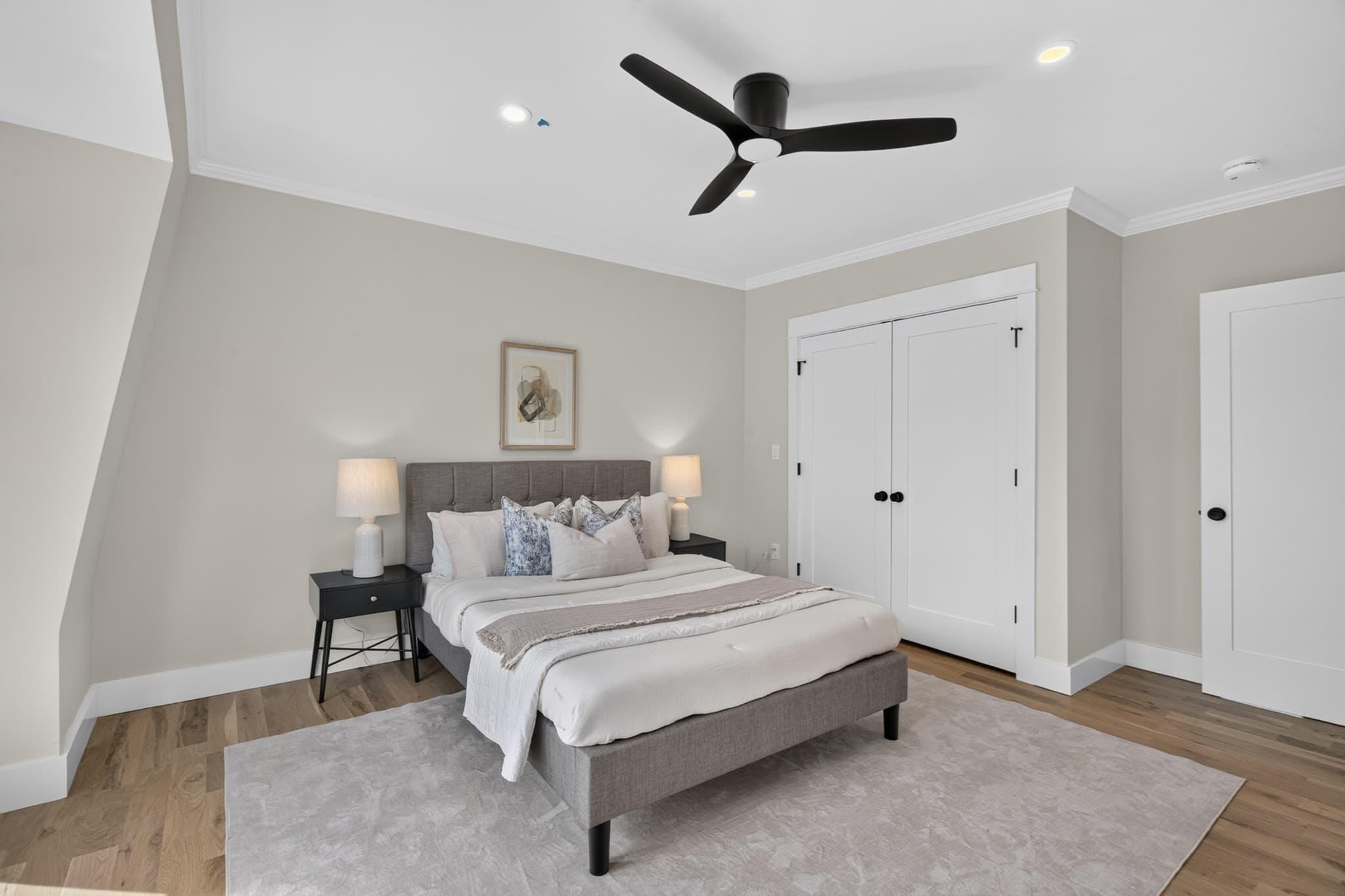Condominium at 19 Thomas Park # 2, Boston MA 02127, Boston, photo 23 of 38