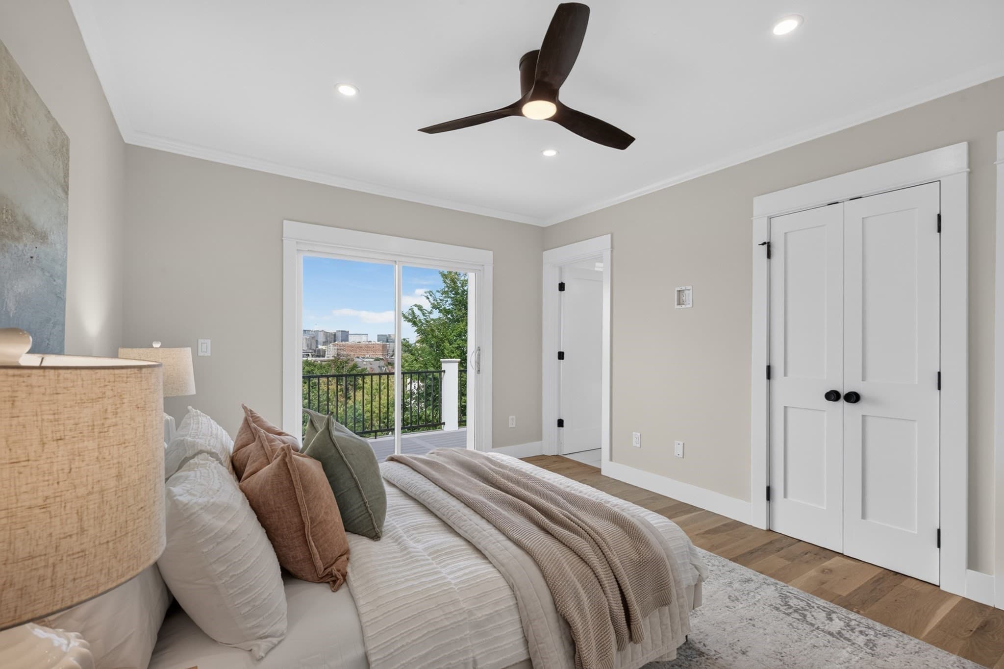 Condominium at 19 Thomas Park # 2, Boston MA 02127, Boston, photo 16 of 38