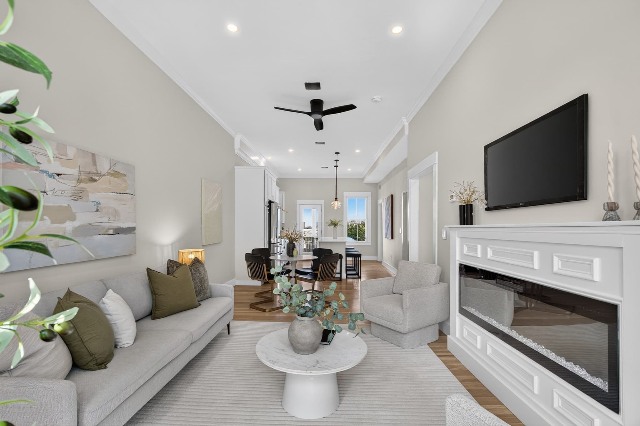 Condominium at 19 Thomas Park # 2, Boston MA 02127, Boston, photo 7 of 38