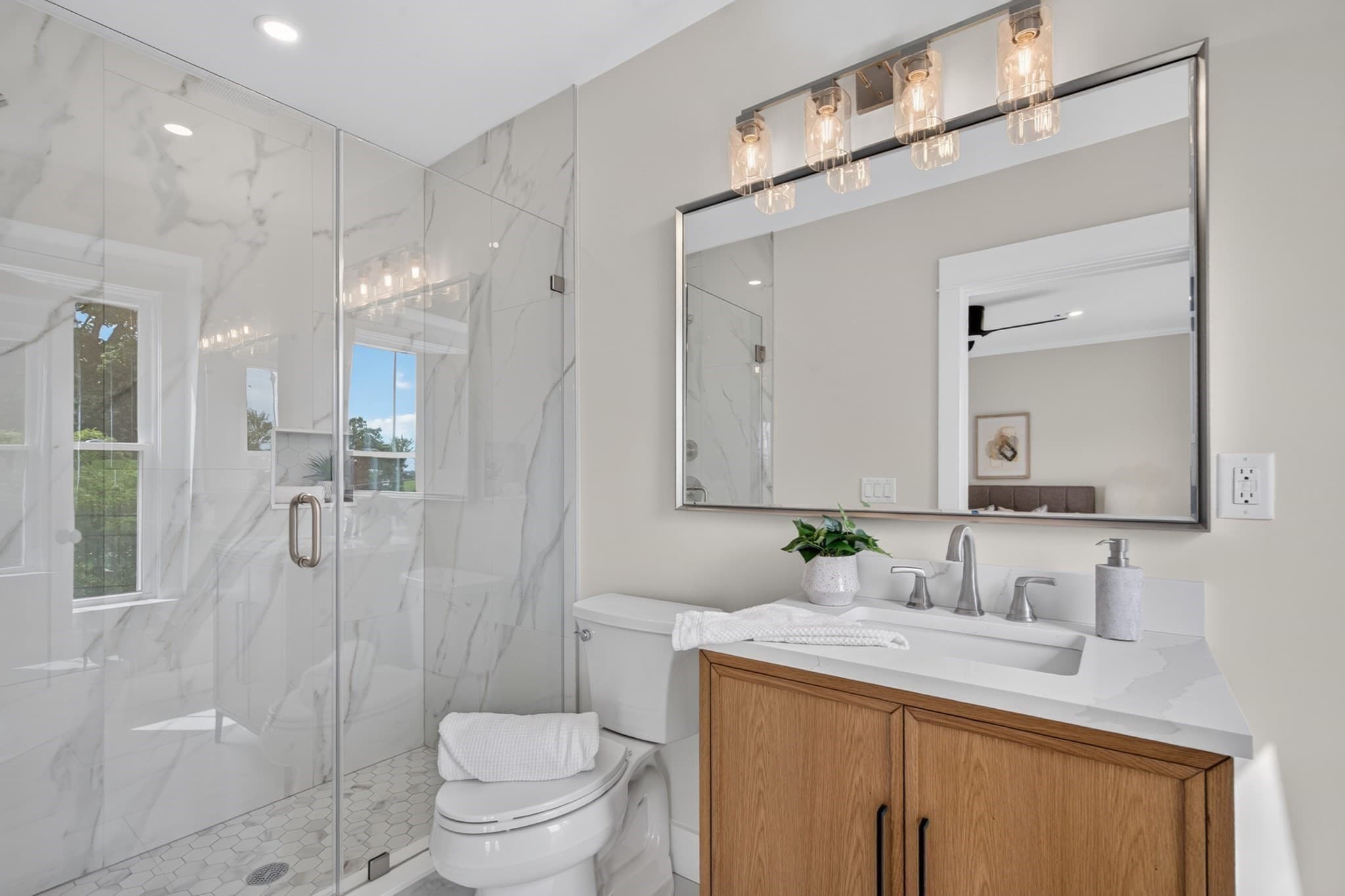 Condominium at 19 Thomas Park # 2, Boston MA 02127, Boston, photo 24 of 38