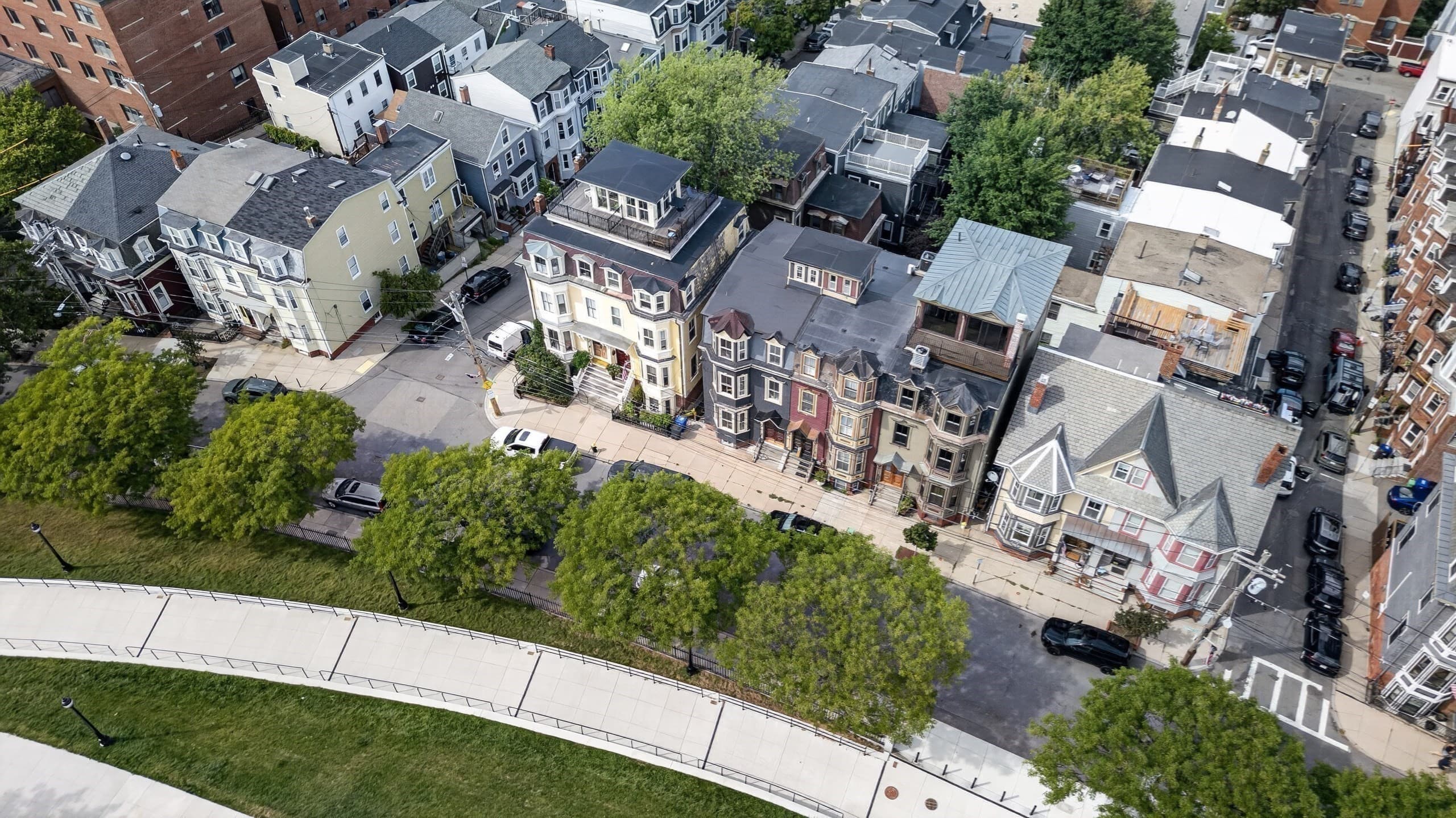 Condominium at 19 Thomas Park # 2, Boston MA 02127, Boston, photo 35 of 38