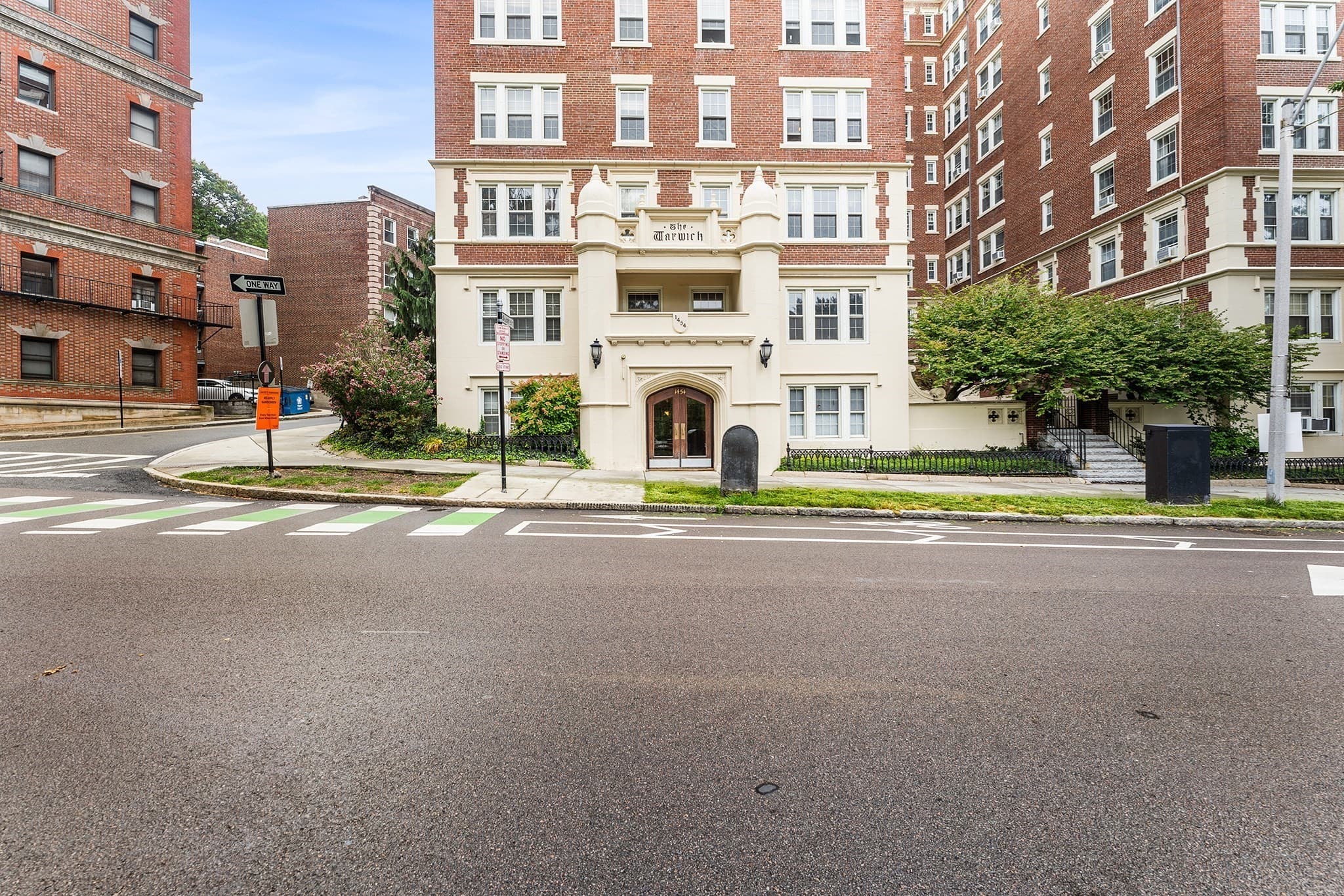 1454 Beacon St # 241, Brookline MA 02446