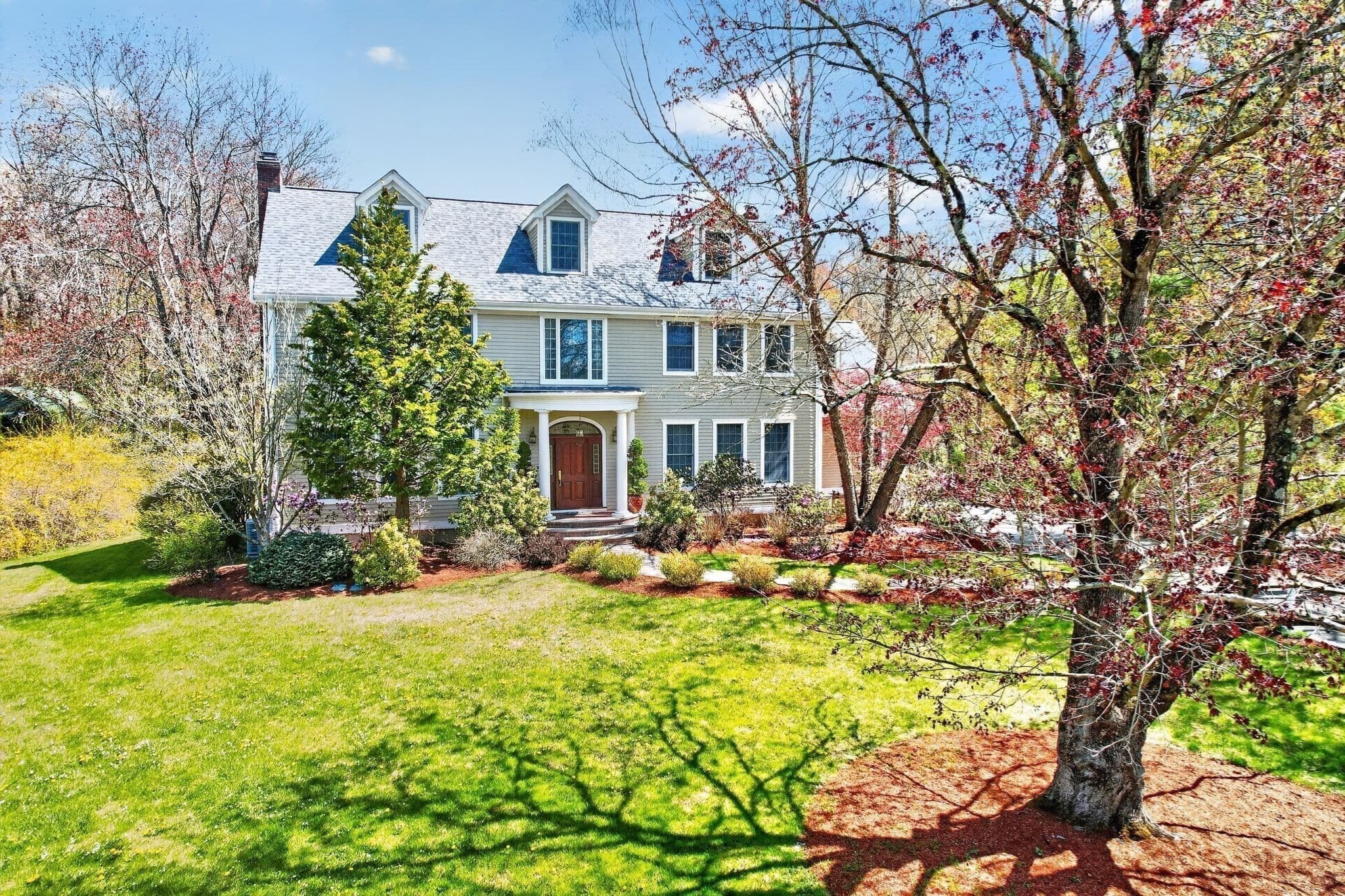 Single Family Residence at 17 Morningside Lane, Lincoln MA 01773, Lincoln, photo 2 of 31