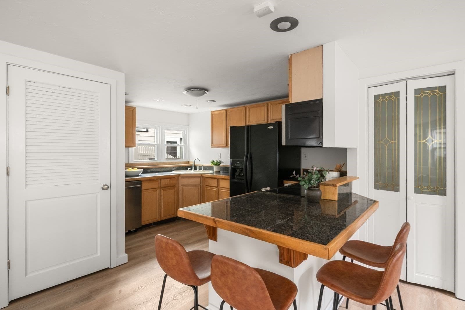 Condominium at 2-4 New Haven Street # 4, Boston MA 02132, Boston, photo 8 of 30