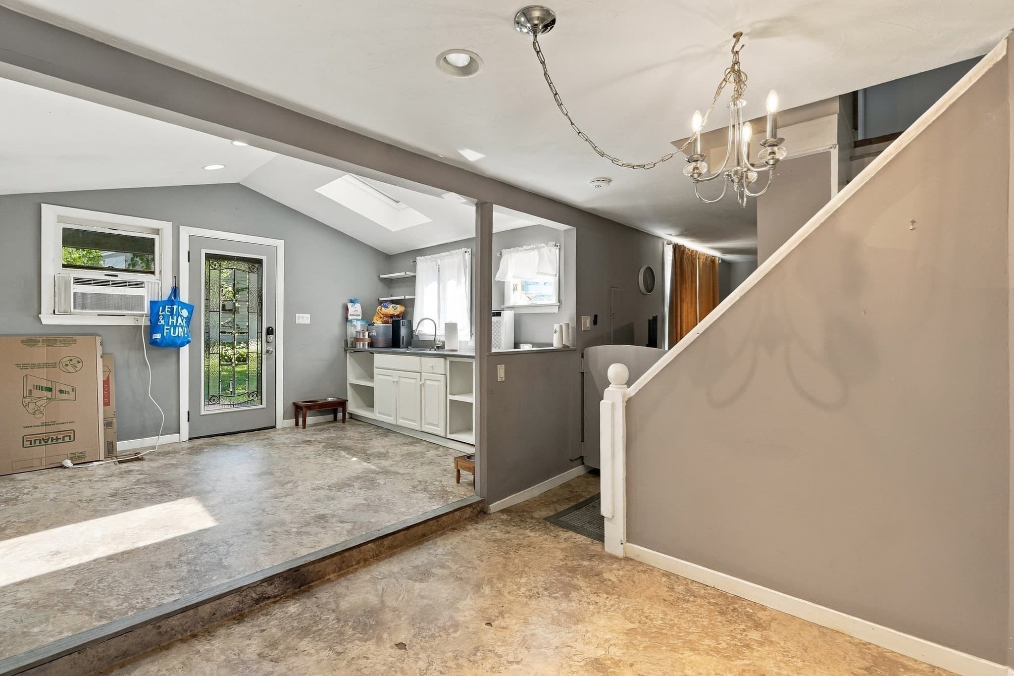 Single Family Residence at 1533 Morton Avenue, New Bedford MA 02745, New Bedford, photo 11 of 36