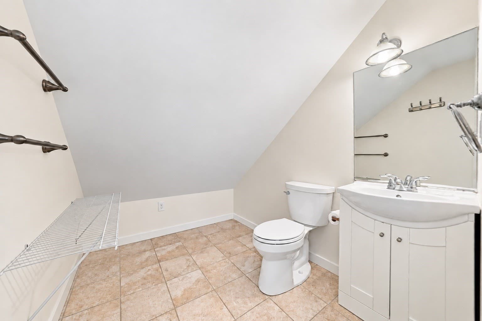 Single Family Residence at 62 Schoolhouse Rd, Edgartown MA 02539, Edgartown, photo 23 of 36