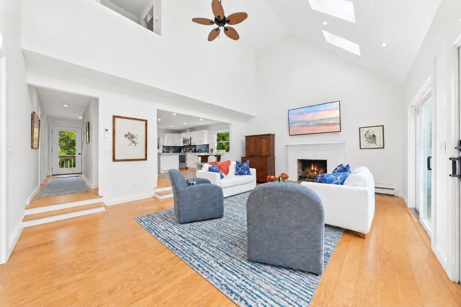 Single Family Residence at 62 Schoolhouse Rd, Edgartown MA 02539, Edgartown, photo 7 of 36