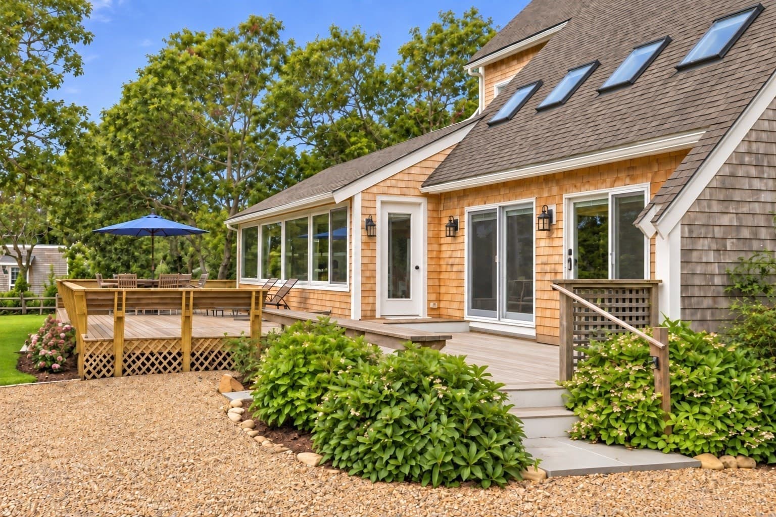 62 Schoolhouse Rd, Edgartown MA 02539