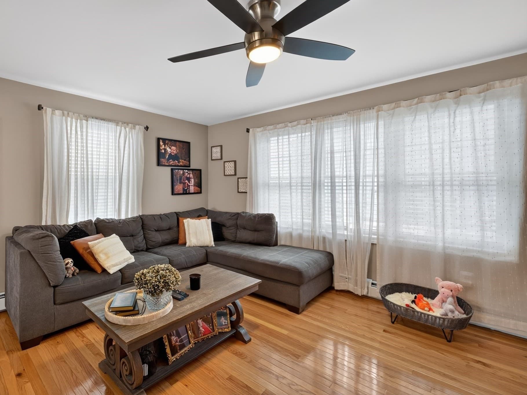 Single Family Residence at 17 Montgomery St, Fall River MA 02720, Fall River, photo 12 of 33