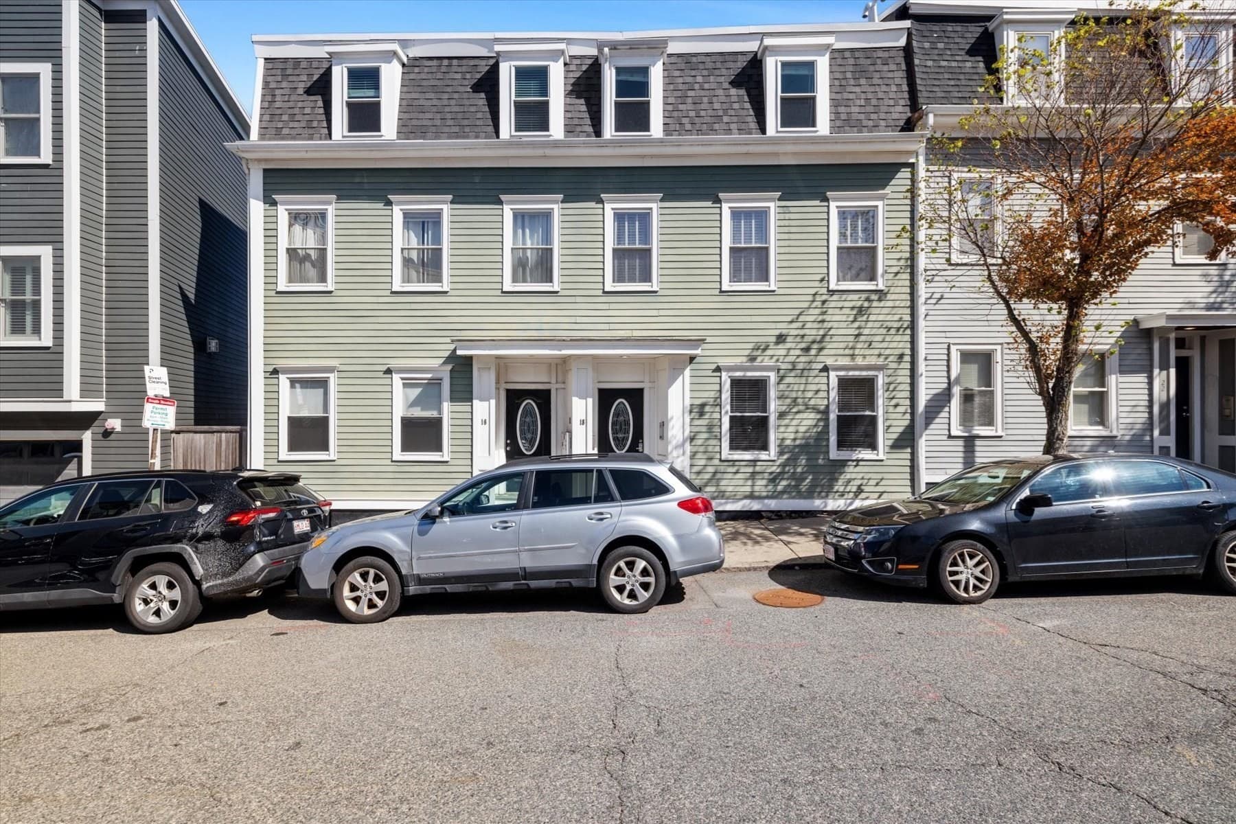 Condominium at 18 Emerson St # 1, Boston MA 02127, photo 2 of 19