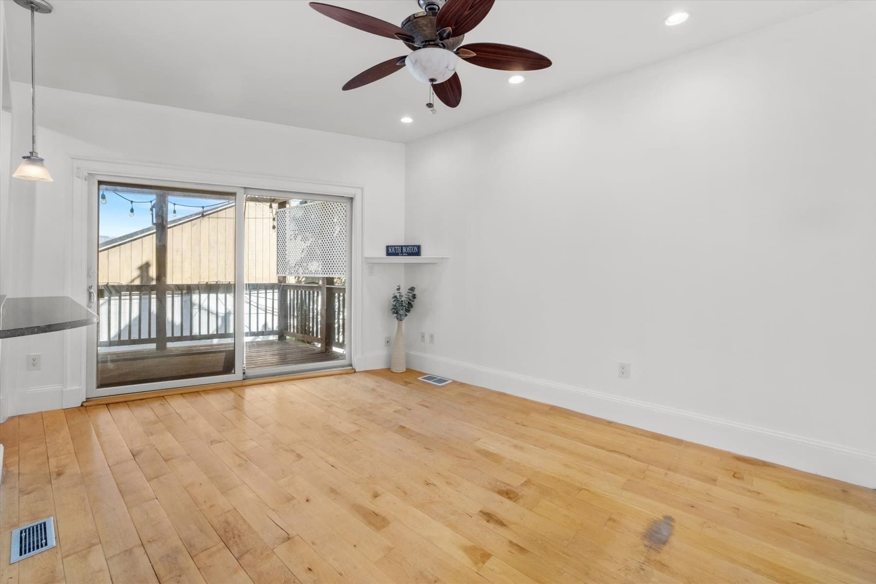 Condominium at 18 Emerson St # 1, Boston MA 02127, photo 6 of 19