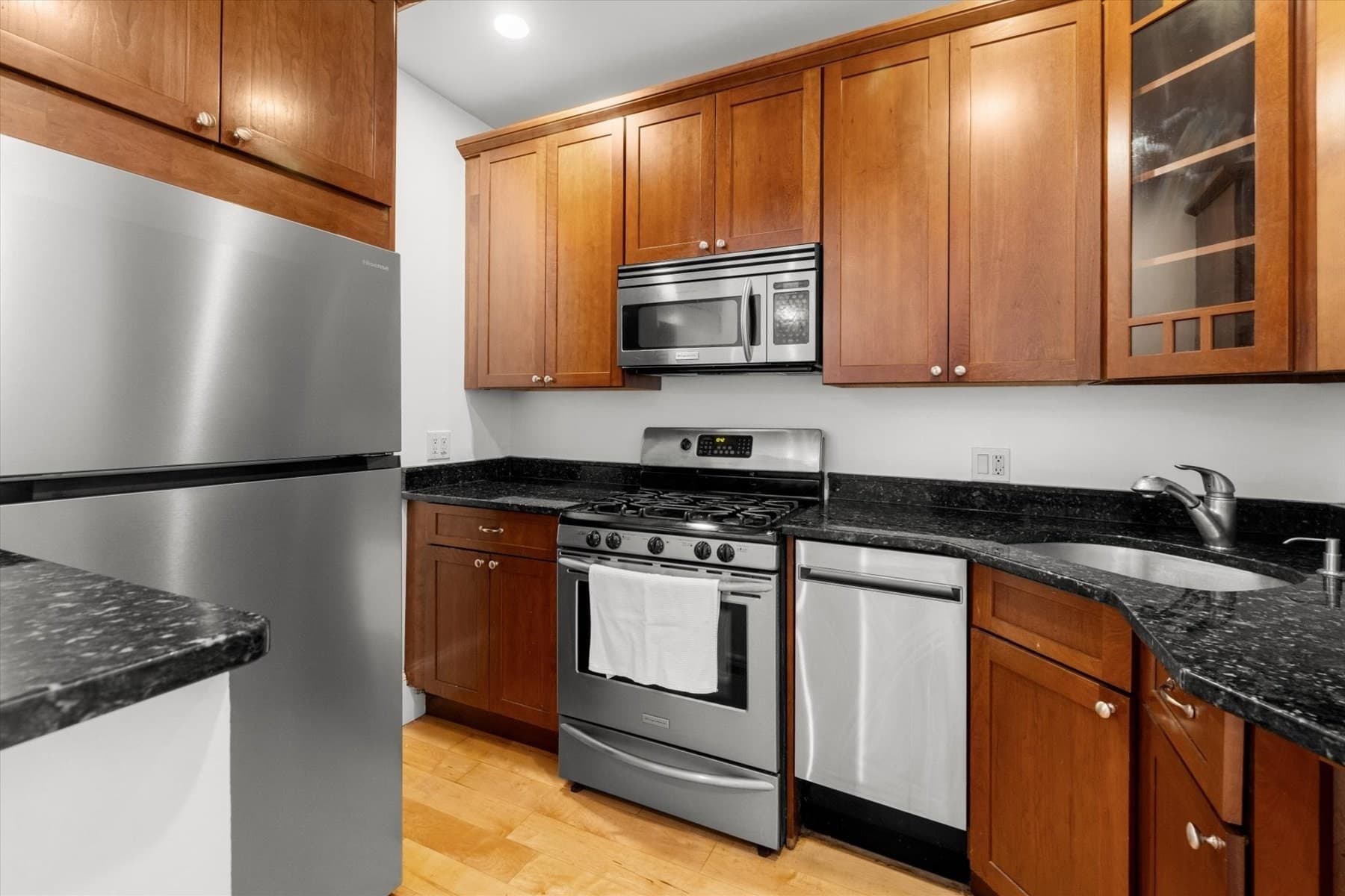 Condominium at 18 Emerson St # 1, Boston MA 02127, photo 7 of 19