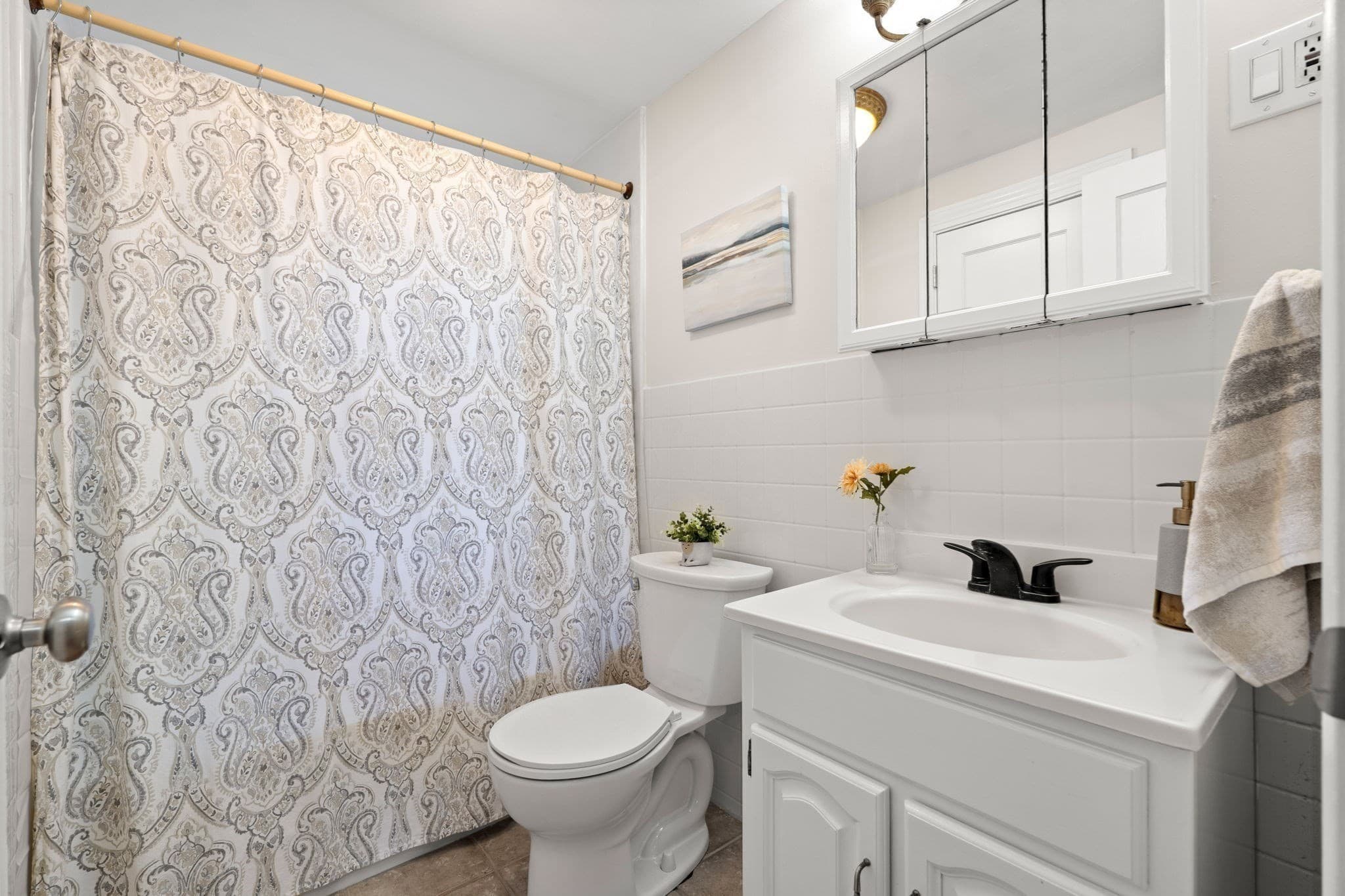 Single Family Residence at 27 Sycamore Road, Melrose MA 02176, Melrose, photo 7 of 38