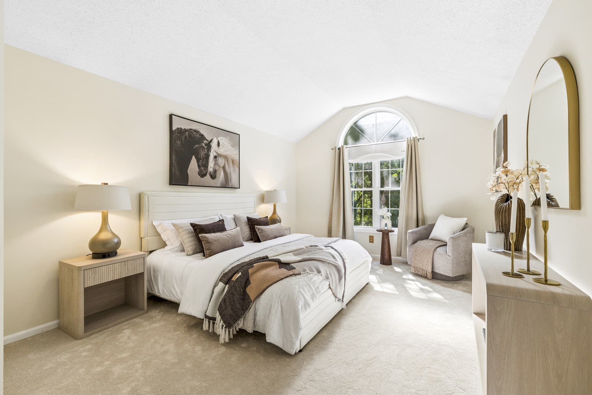 Condominium at 21 Treetop Ct # 21, Burlington MA 01803, Burlington, photo 16 of 39