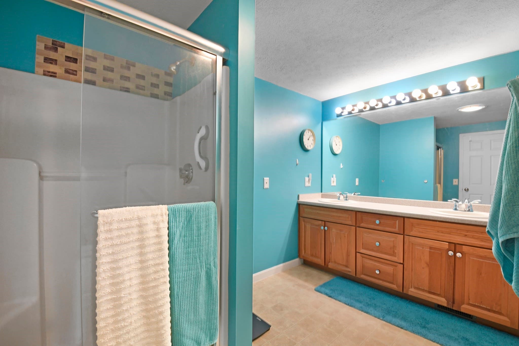 Condominium at 35 Belgian Ln # 35, Leominster MA 01453, Leominster, photo 27 of 34