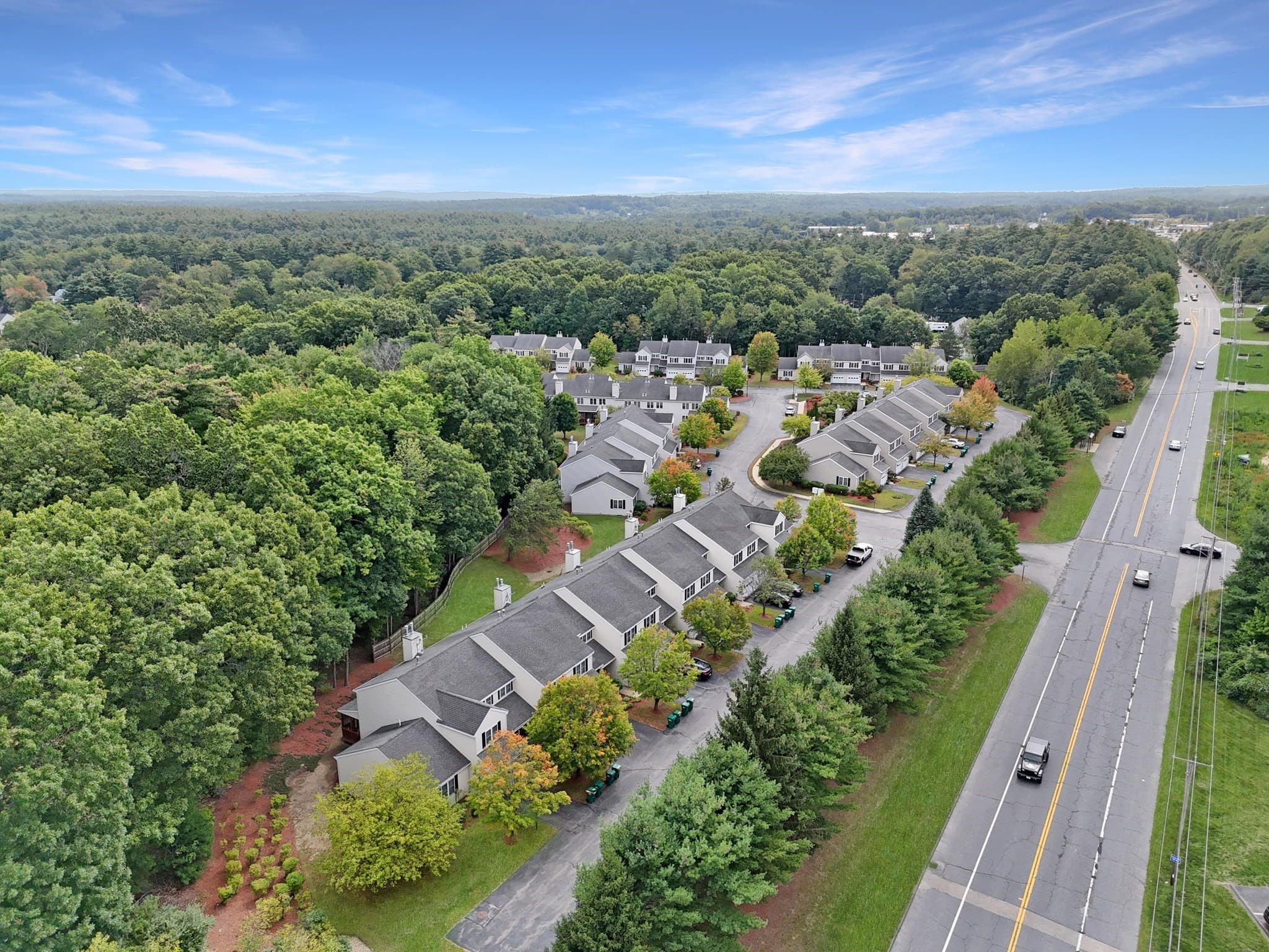 Condominium at 35 Belgian Ln # 35, Leominster MA 01453, Leominster, photo 5 of 34