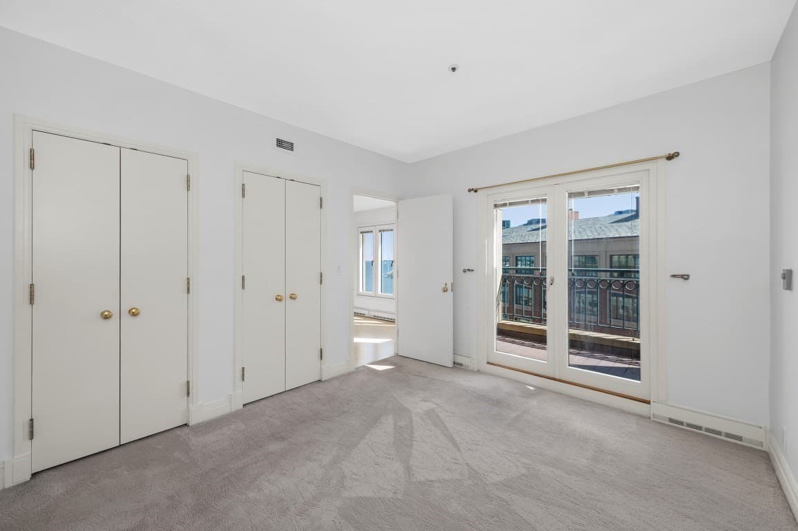 Condominium at 20 Rowes Wharf, Boston MA 02110, photo 10 of 29