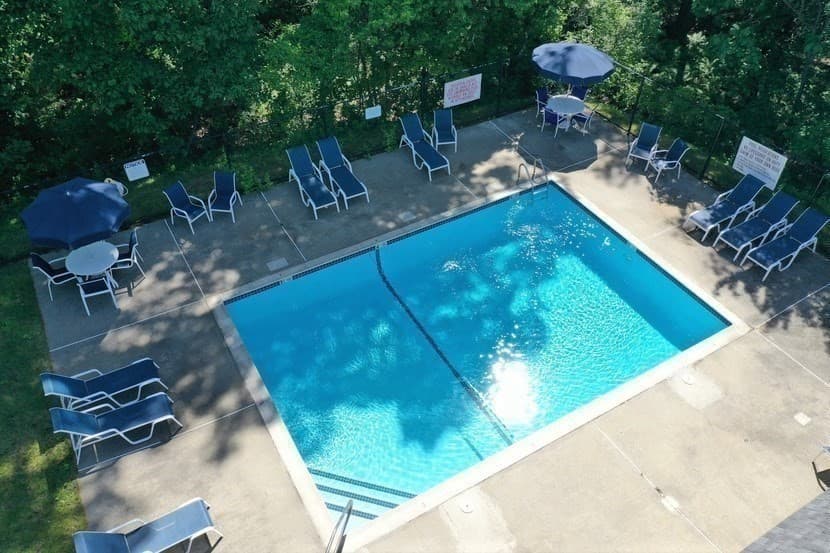 Condominium at 18 Knollwood Court # 18, Burlington MA 01803, Burlington, photo 25 of 27