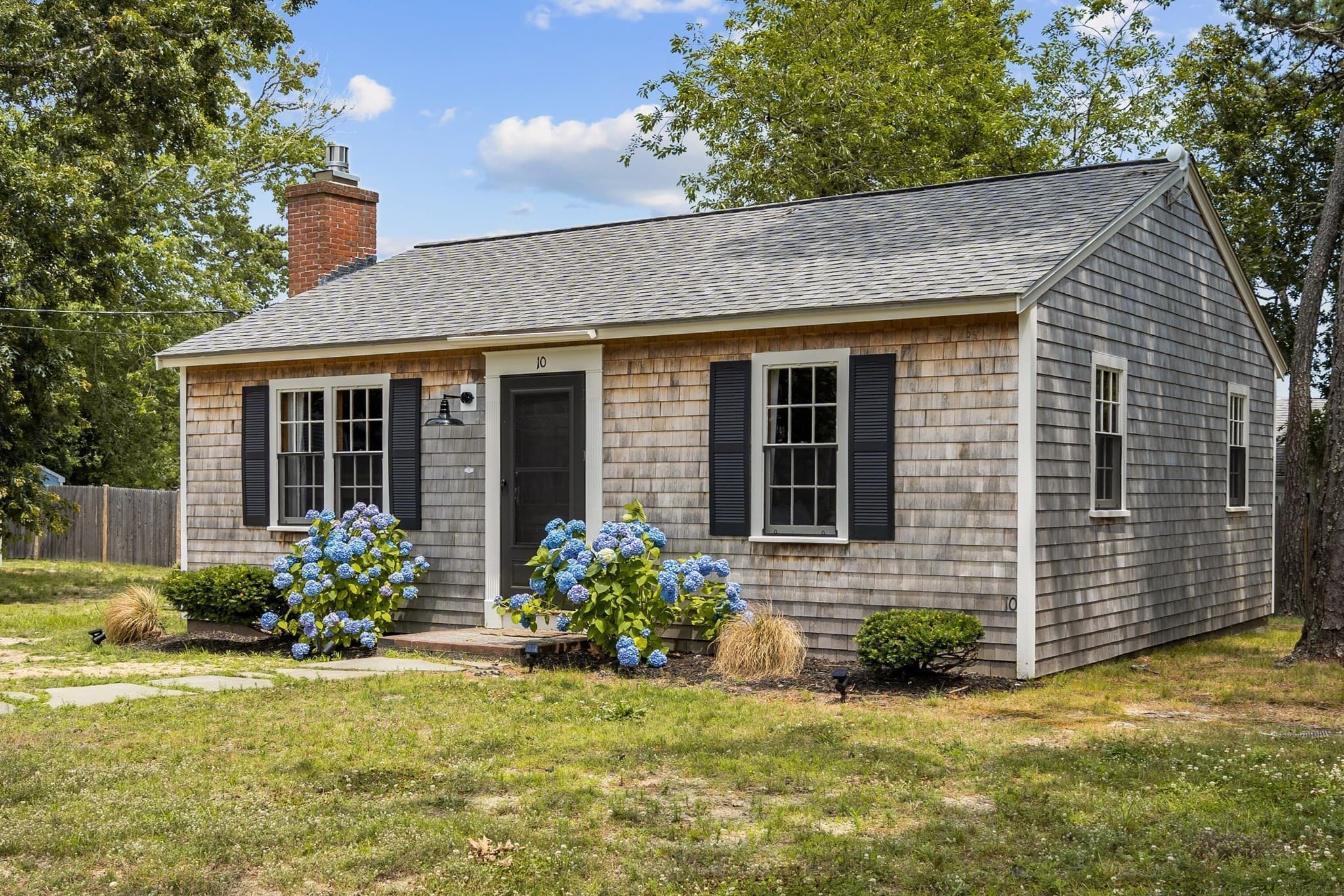 10 Manning Rd, Dennis MA 02639