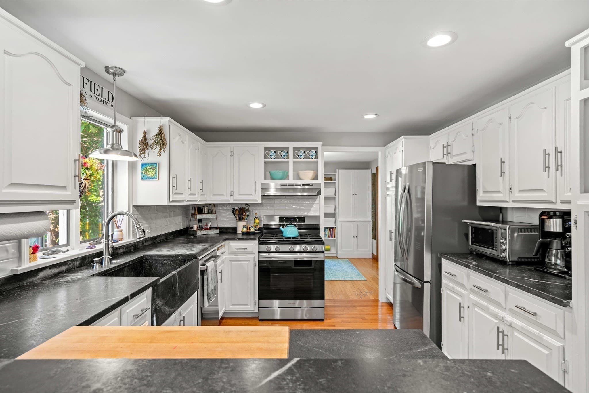 Single Family Residence at 102 Elm St, Newbury MA 01922, Newbury, photo 7 of 32