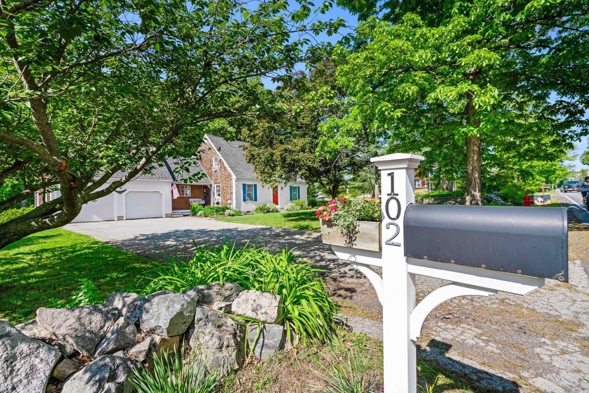 102 Elm St, Newbury MA 01922