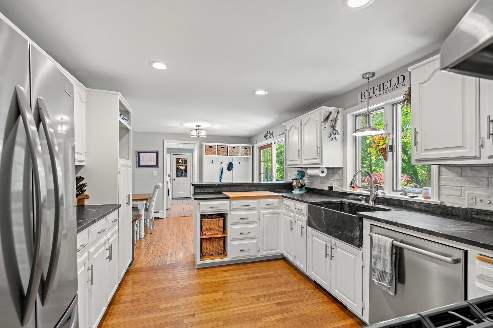Single Family Residence at 102 Elm St, Newbury MA 01922, Newbury, photo 9 of 32