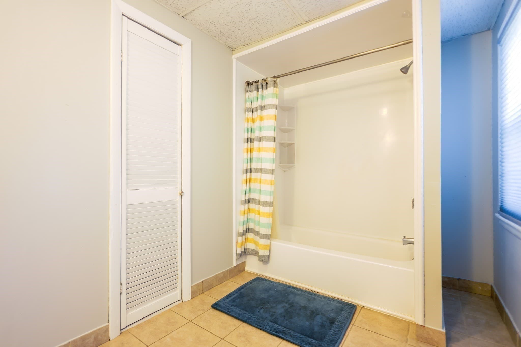 Multi Family at 226-228 Union Street, Ashland MA 01721, photo 12 of 40