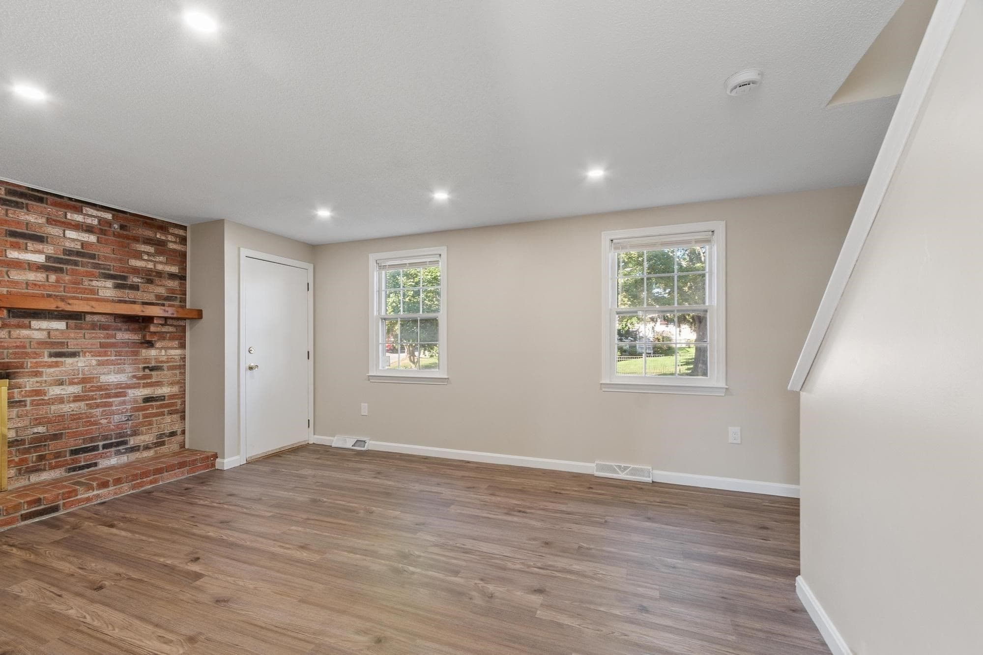 Condex at 94 Mablin # 94, North Andover MA 01845, North Andover, photo 31 of 37